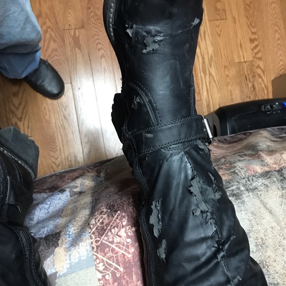 Women’s knee high boots - Picture 4 of 6